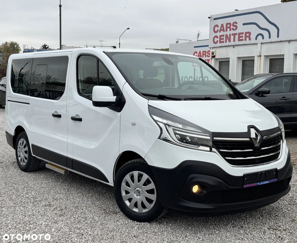 Renault Trafic 2.0 dCi - 13