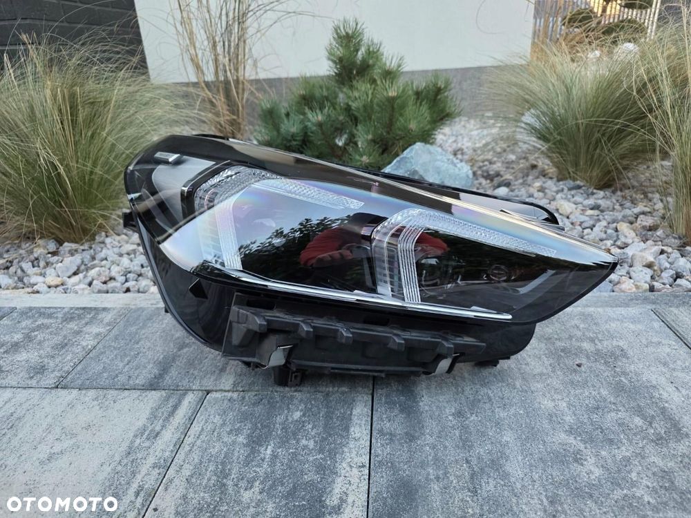 BMW X1 U11 Lampa prawa przód Full Led Adaptive 4A27816-01 Srebna - 1
