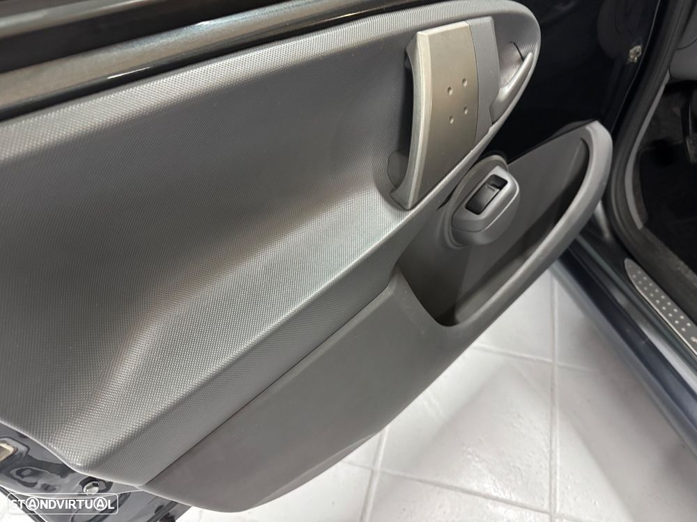 Toyota Aygo 1.0 + AC+VSC - 23