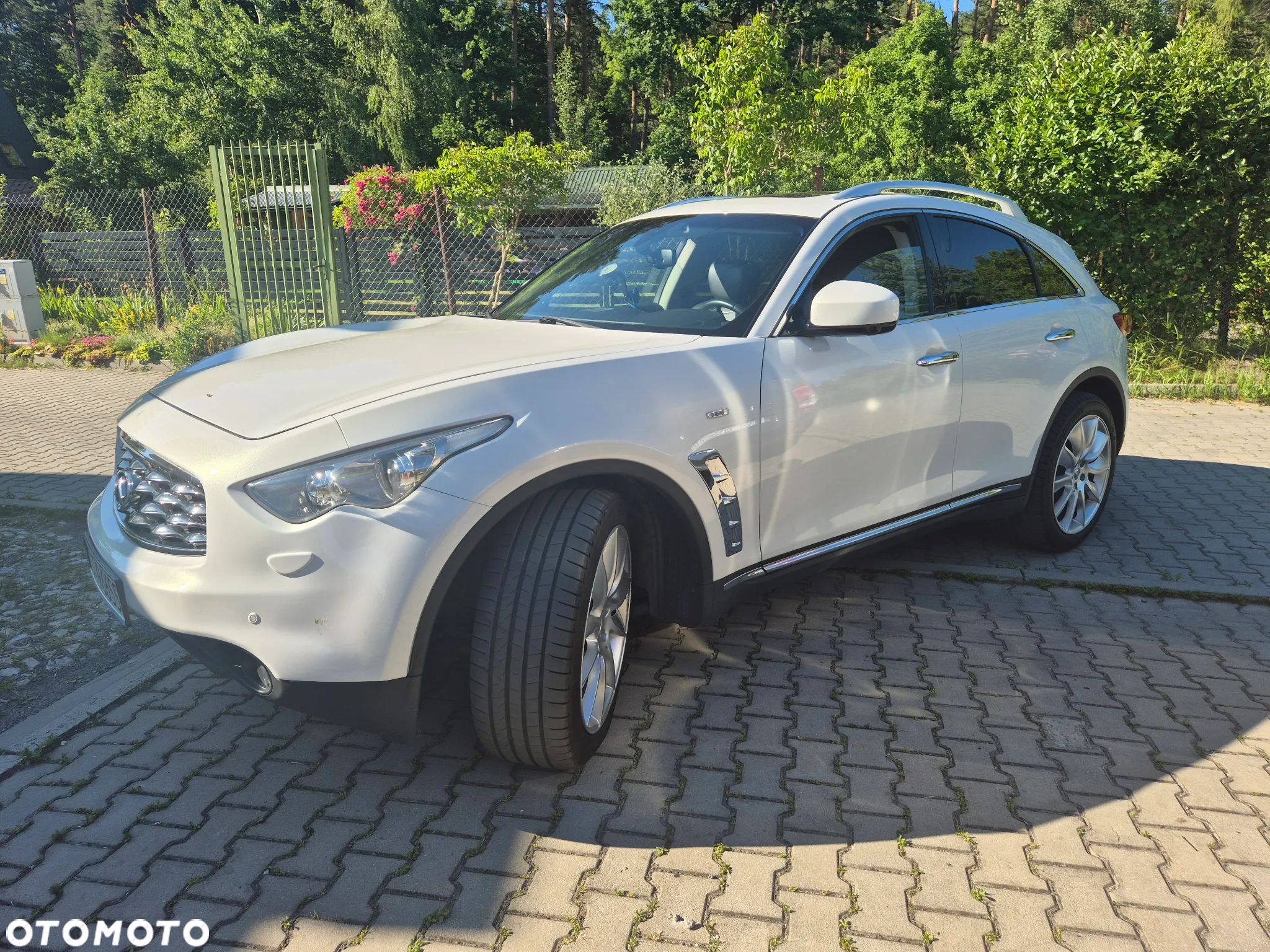 Infiniti FX FX30d AWD GT - 1