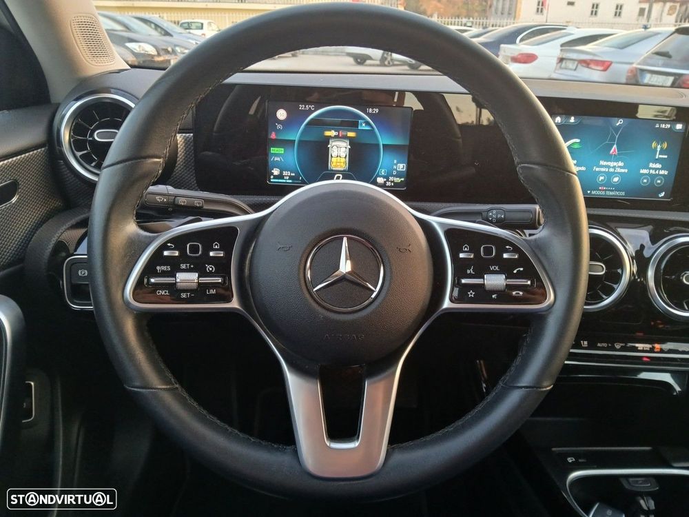 Mercedes-Benz A 250 e 8G-DCT - 45