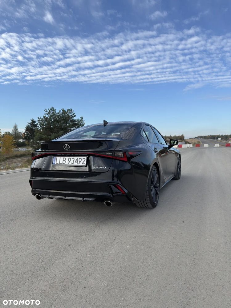 Lexus IS F - 9