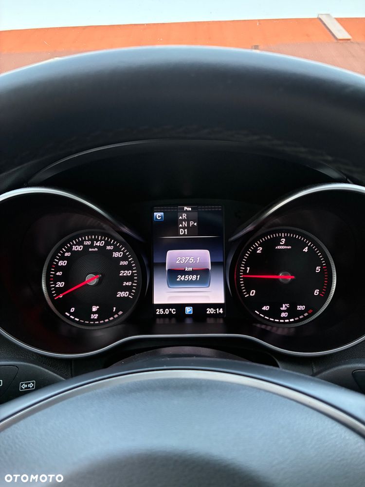 Mercedes-Benz Klasa C 220 d 4Matic 7G-TRONIC Avantgarde - 10