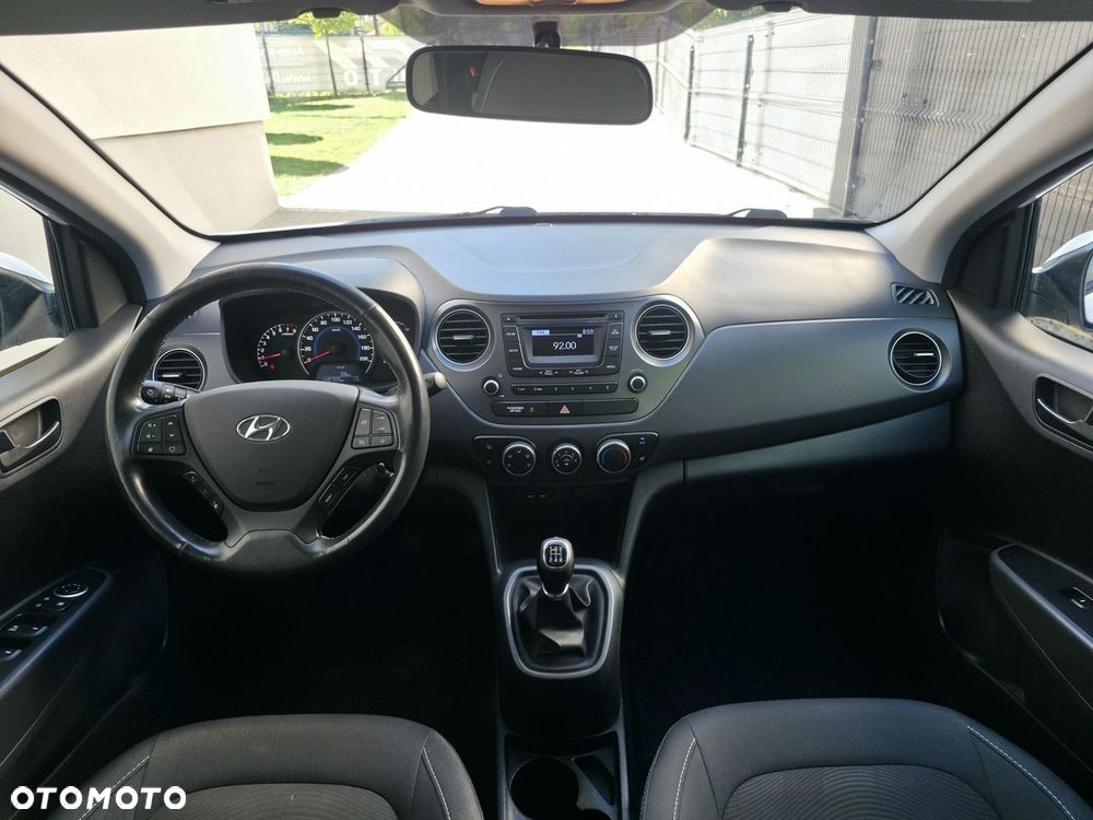 Hyundai i10 - 10