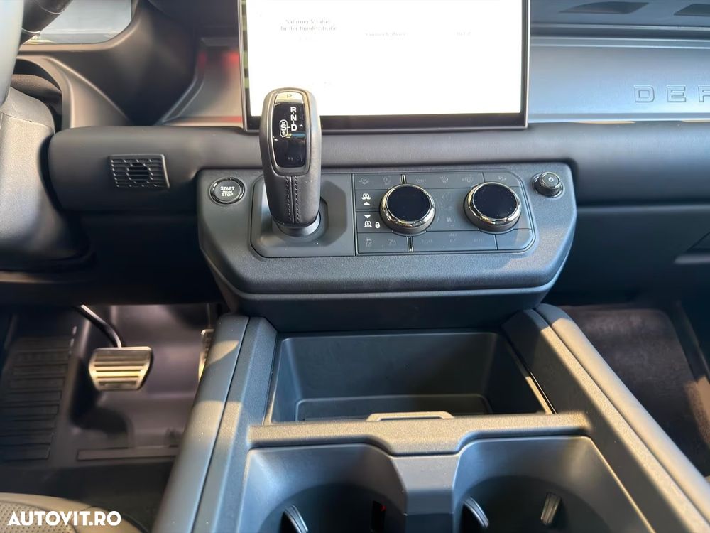 Land Rover Defender 110 5.0 V8 P635 Octa - 11
