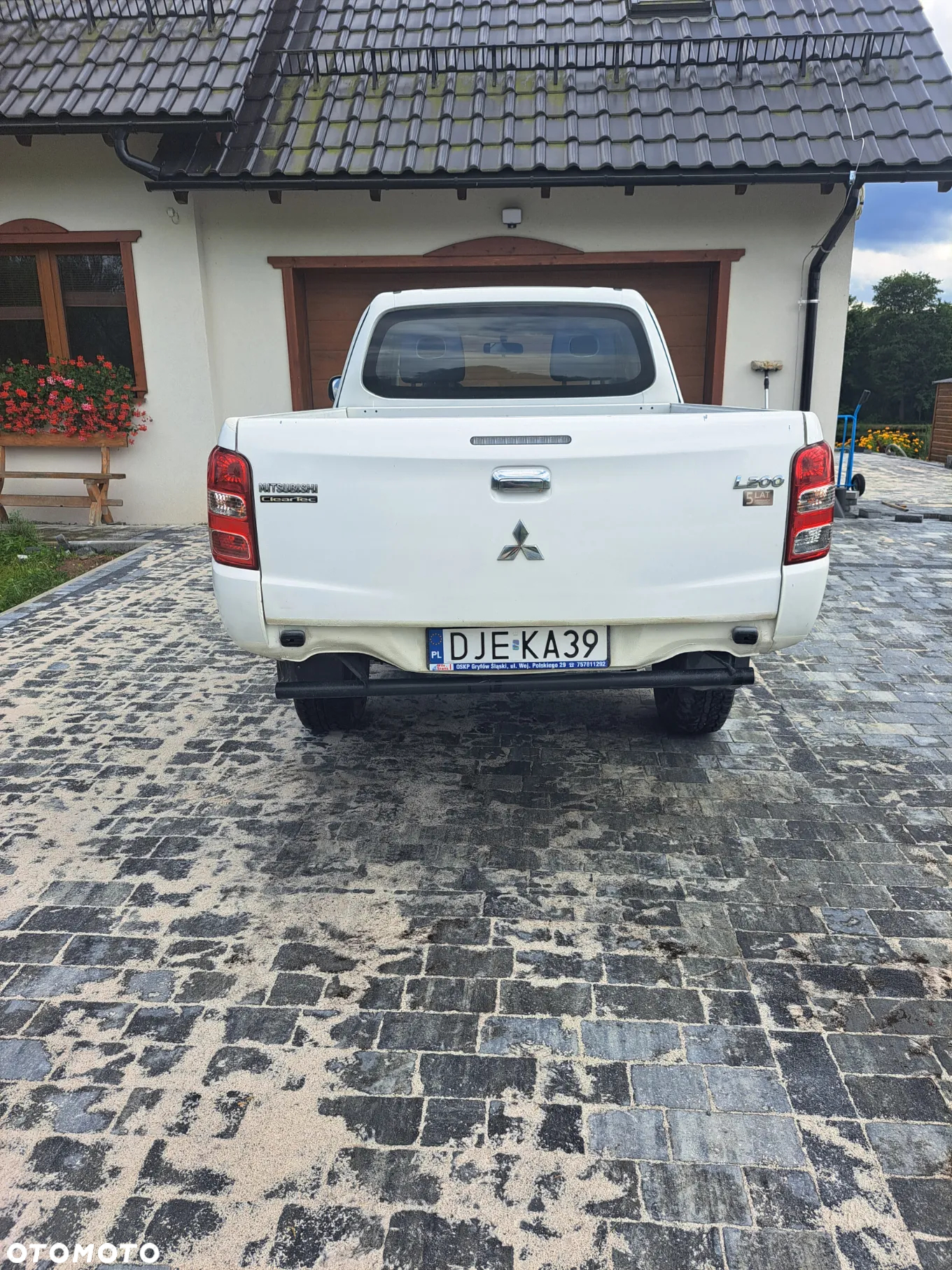 Mitsubishi L200 2.4 d CC Invite - 3
