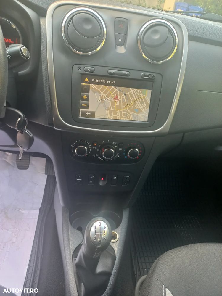 Dacia Sandero 0.9 TCe Laureate - 8