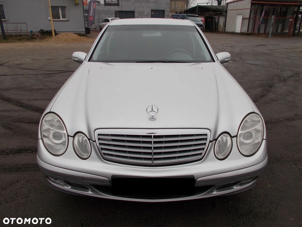 Mercedes-Benz Klasa E - 7