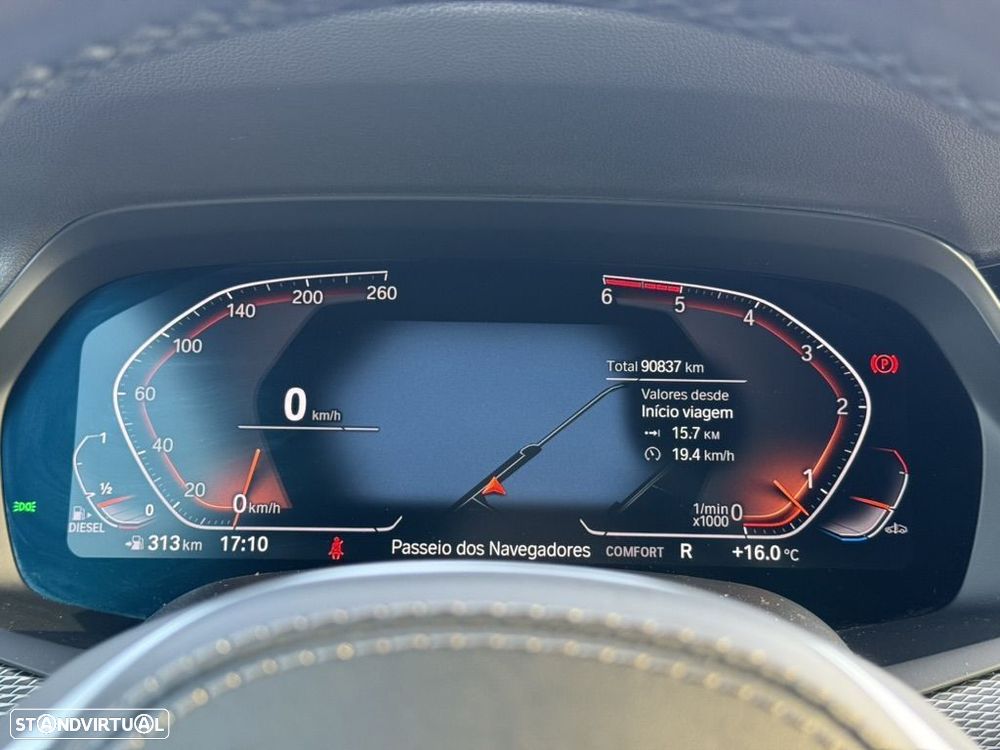 BMW X5 30 d xDrive Pack M - 26