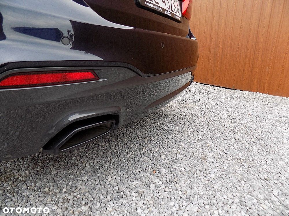 BMW Seria 5 520d xDrive M Sport Edition - 24