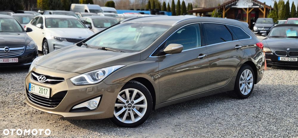 Hyundai i40 i40cw 1.7 CRDi Fifa World Cup Edition - 19