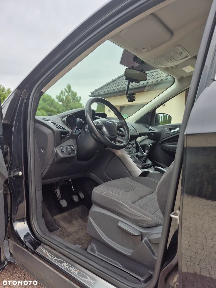 Ford Kuga 1.6 EcoBoost 2x4 Titanium - 10