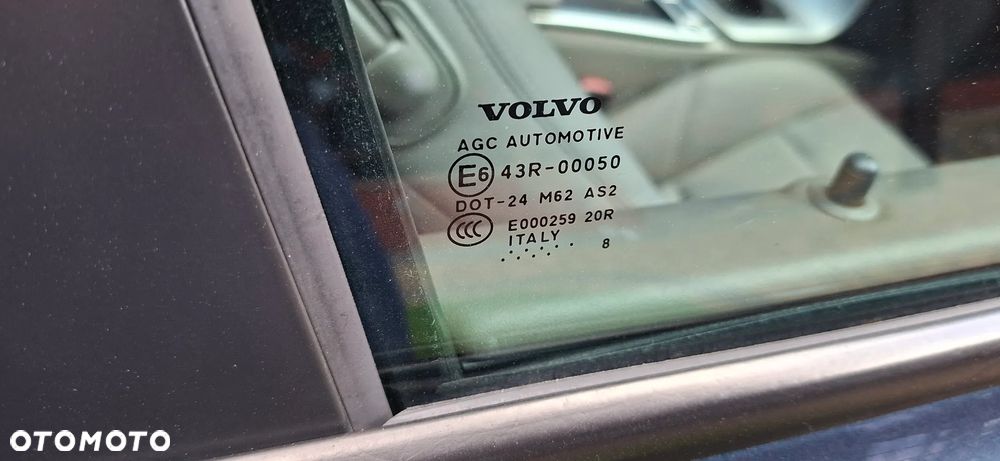 Volvo C30 2.0D Momentum - 22