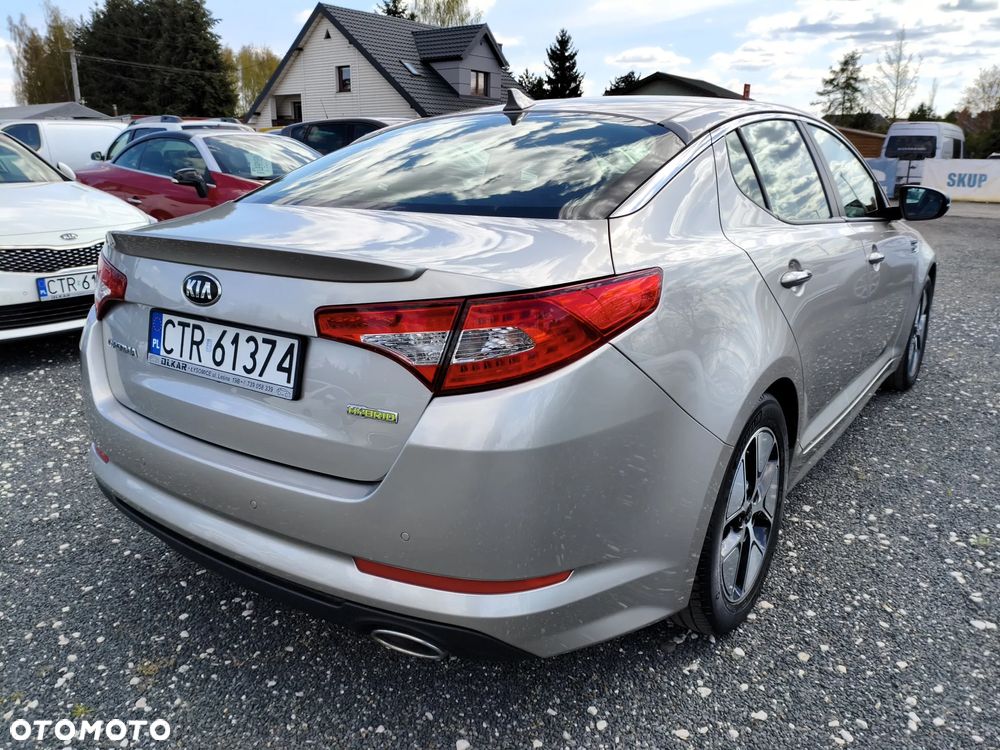 Kia Optima - 12