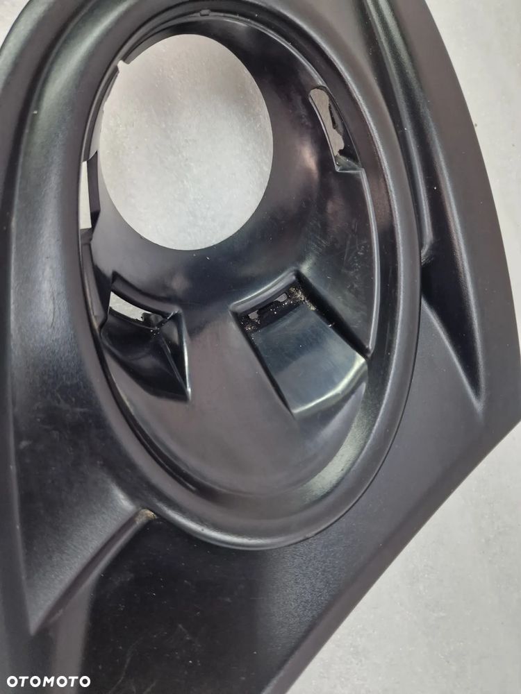 RENAULT MEGANE 3 III LIFT 11-  PRAWA KRATKA BOCZNA ZDERZAKA PRZEDNIEGO PRZÓD , NR  623836593R , NR AUKCJI D/69 - 4
