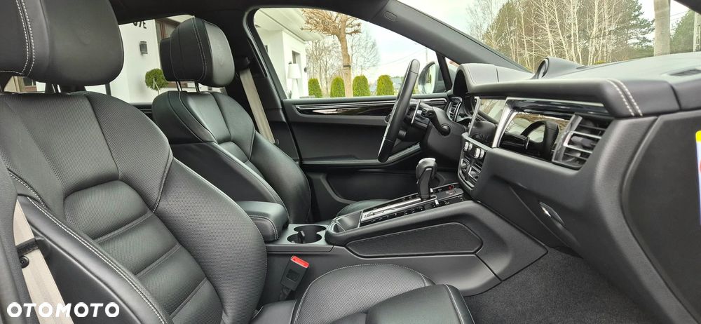 Porsche Macan T - 21
