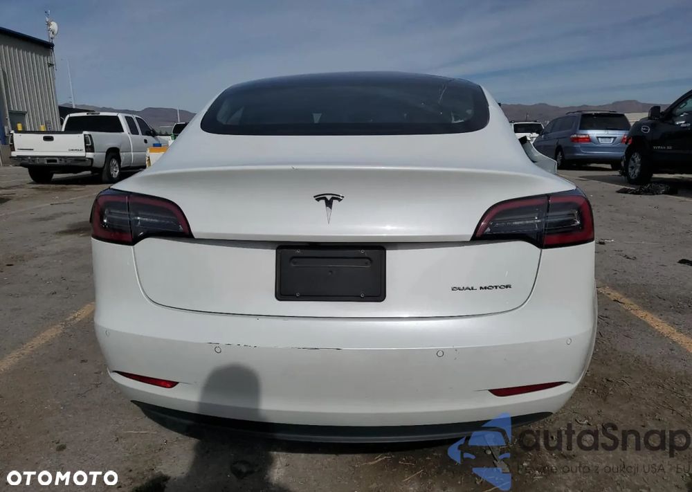 Tesla Model 3 Langstreckenbatterie Allradantrieb Dual Motor - 6