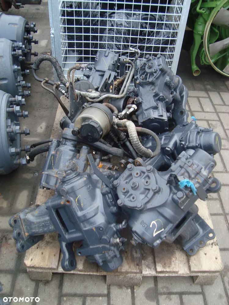 KOLUMNA PRZEKŁADNIA KIEROWNICZA MERCEDES ACTROS SK LS8