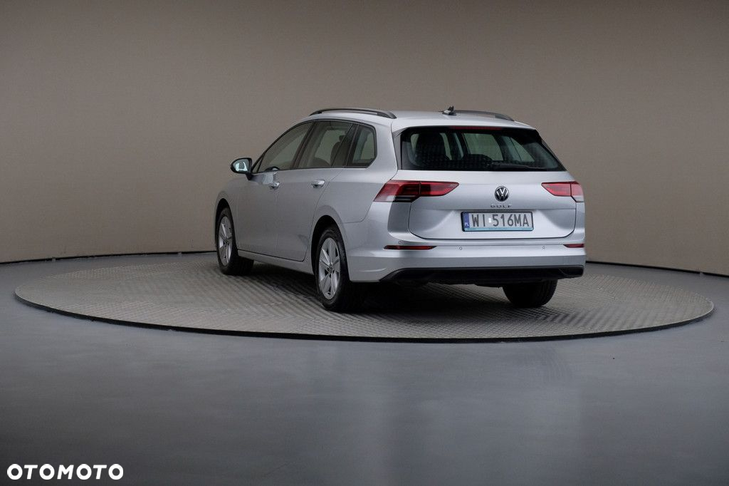 Volkswagen Golf - 2