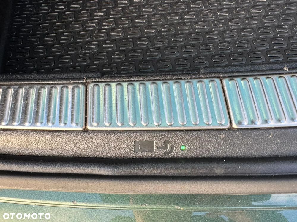 Skoda Superb 2.0 TDI L&K DSG - 12