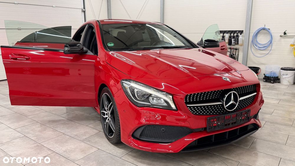 Mercedes-Benz CLA 180 AMG Line - 14