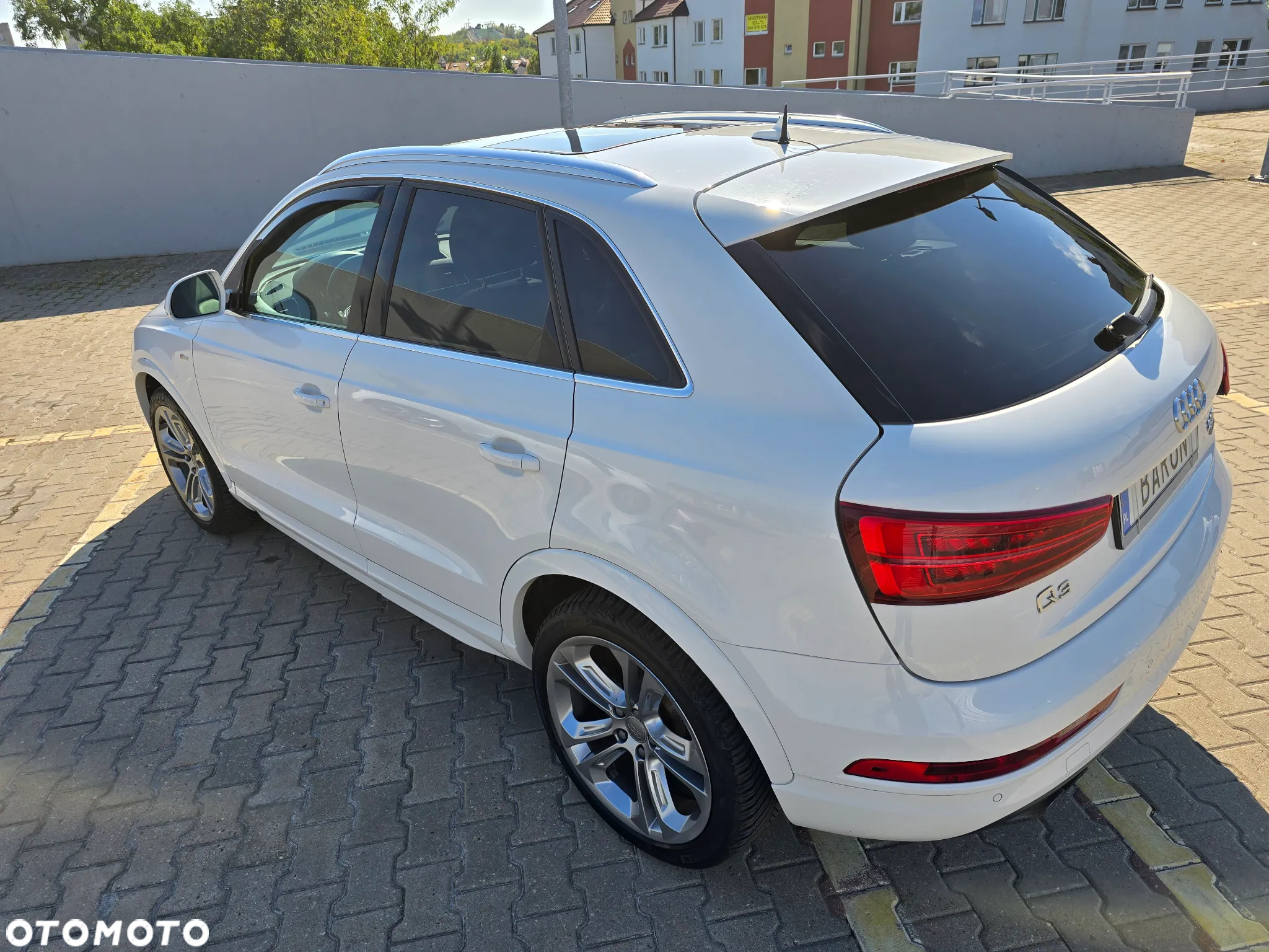 Audi Q3 2.0 TFSI quattro S tronic - 9