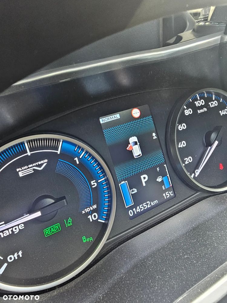 Mitsubishi Eclipse Cross 2.4 PHEV Blue Sky - 12