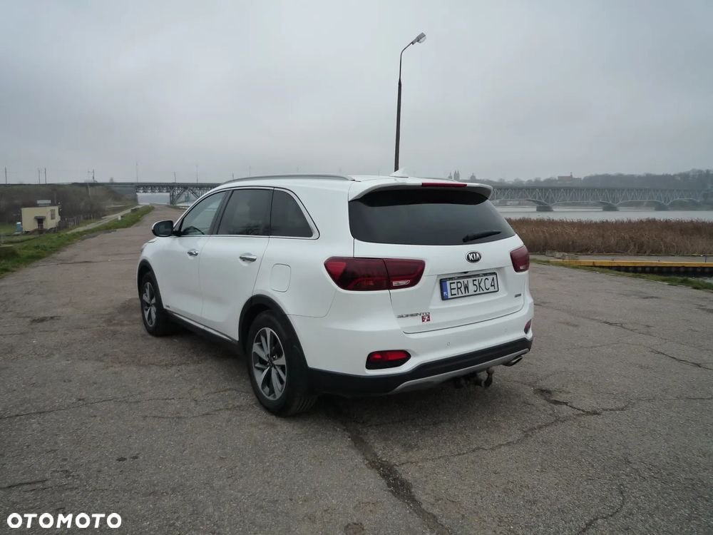 Kia Sorento 2.0 CRDI Business Line Plus - 7