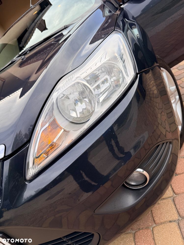 Ford Focus 1.6 16V Trend - 35