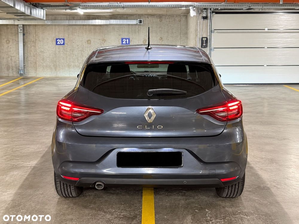 Renault Clio - 5