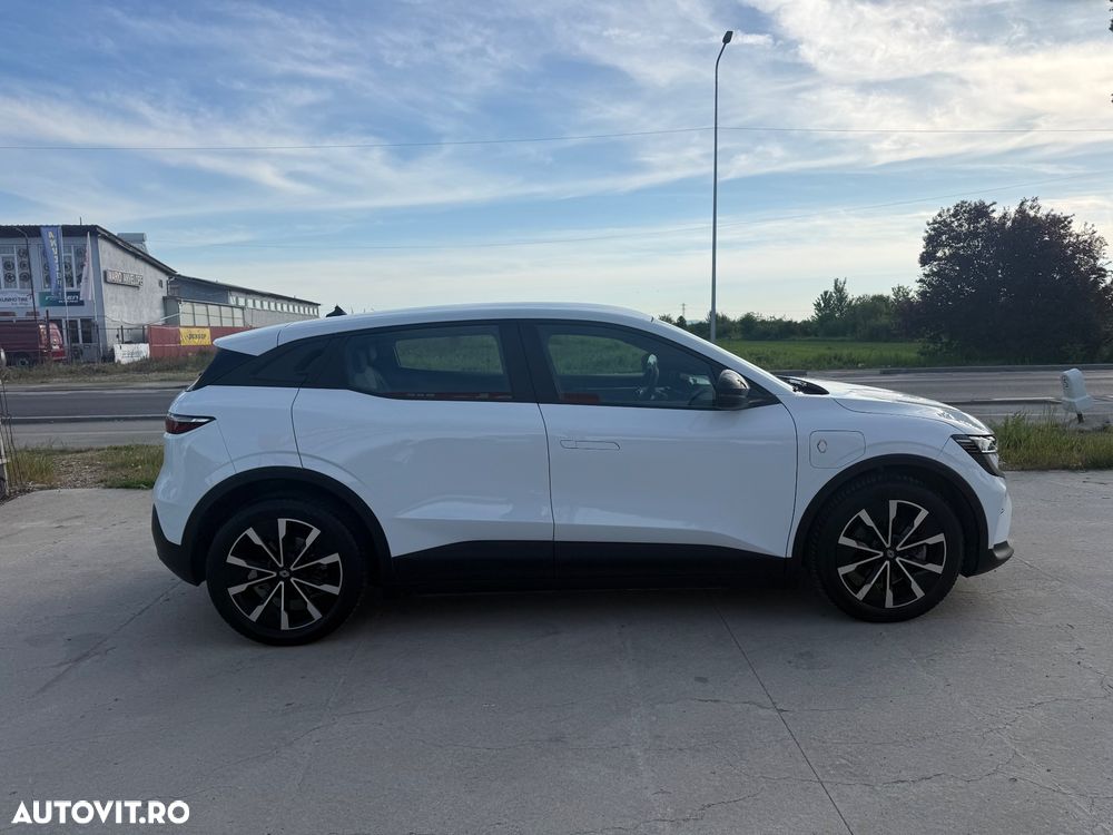 Renault Megane E-TECH 60 kWh 130 CP Evolution - 9