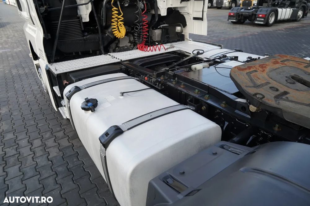 MAN TGX 18.460 / MEGA / PLATĂ JOSĂ / SCAUN REGLABIL / NAVIGAȚIE - 13