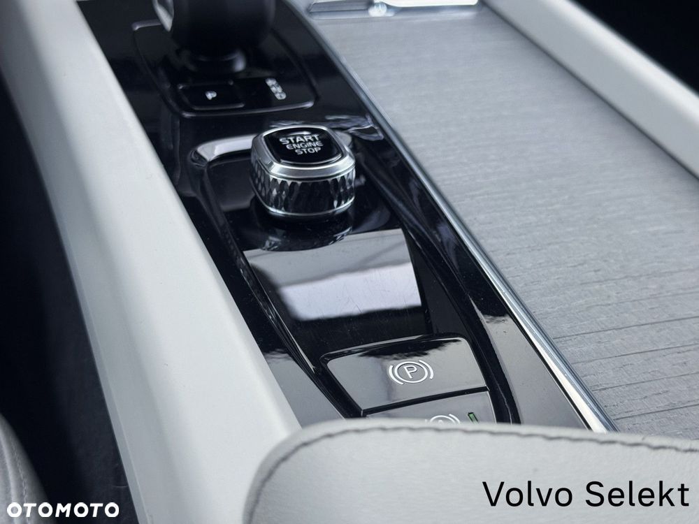 Volvo XC 60 - 22