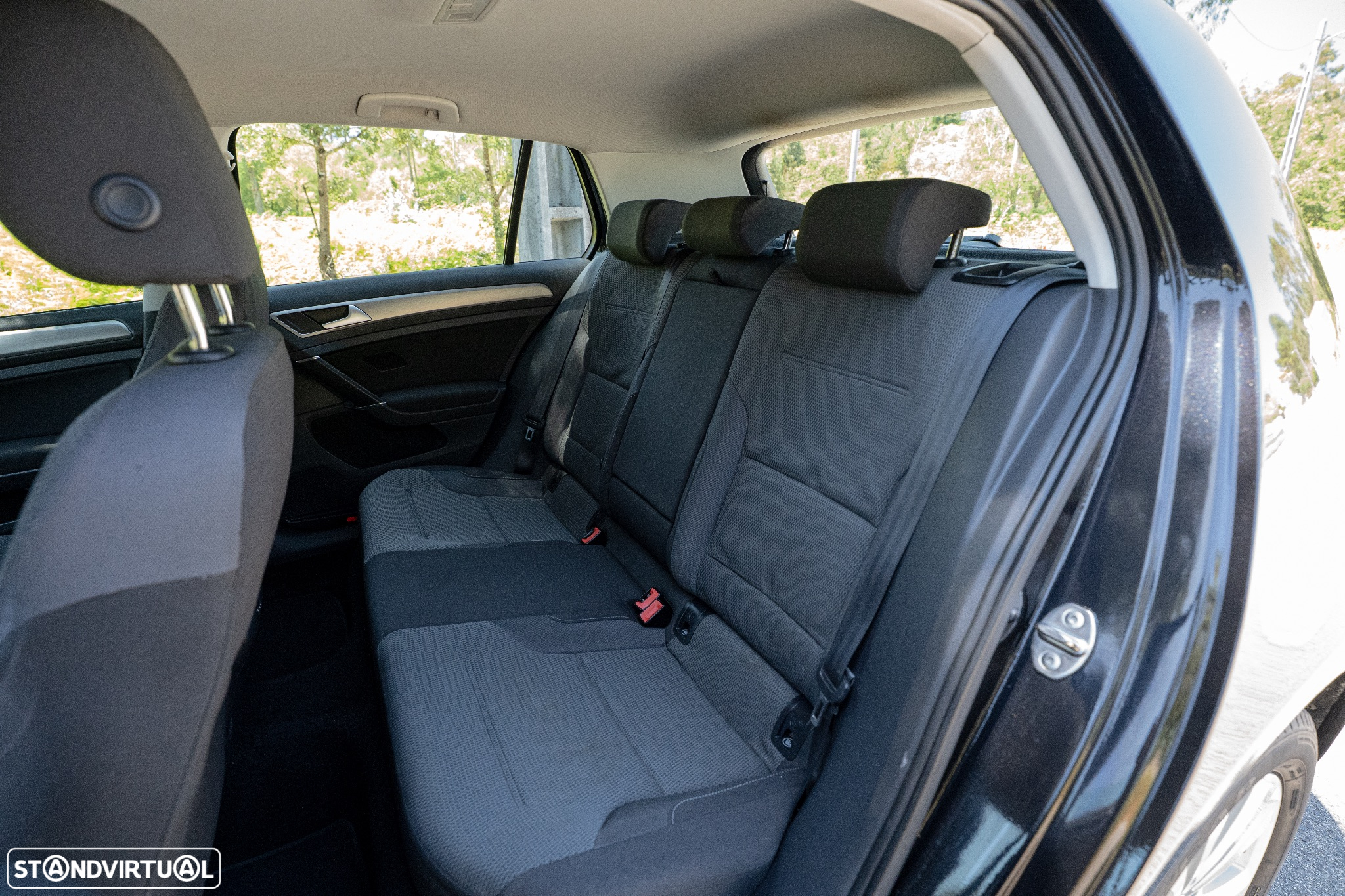 VW Golf 1.6 TDi Confortline - 15
