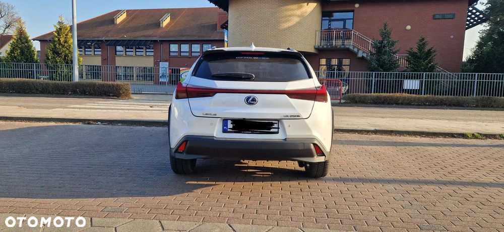 Lexus UX 250h GPF F Impression AWD - 2