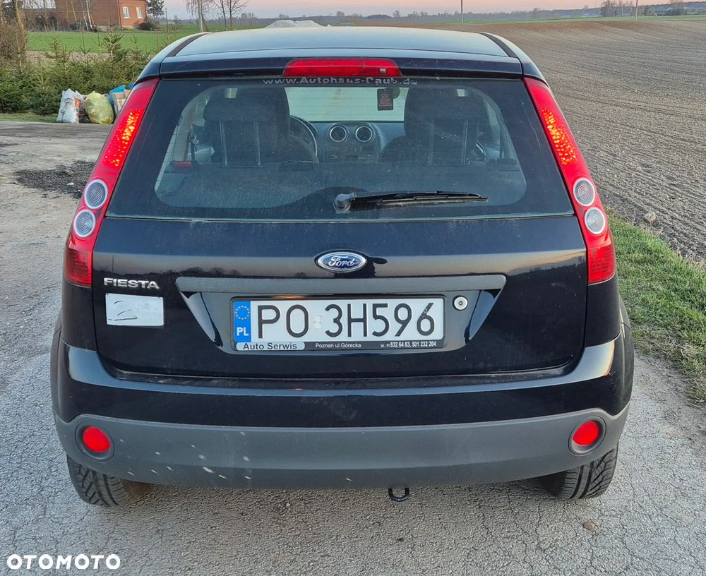 Ford Fiesta 1.3 Ambiente - 5