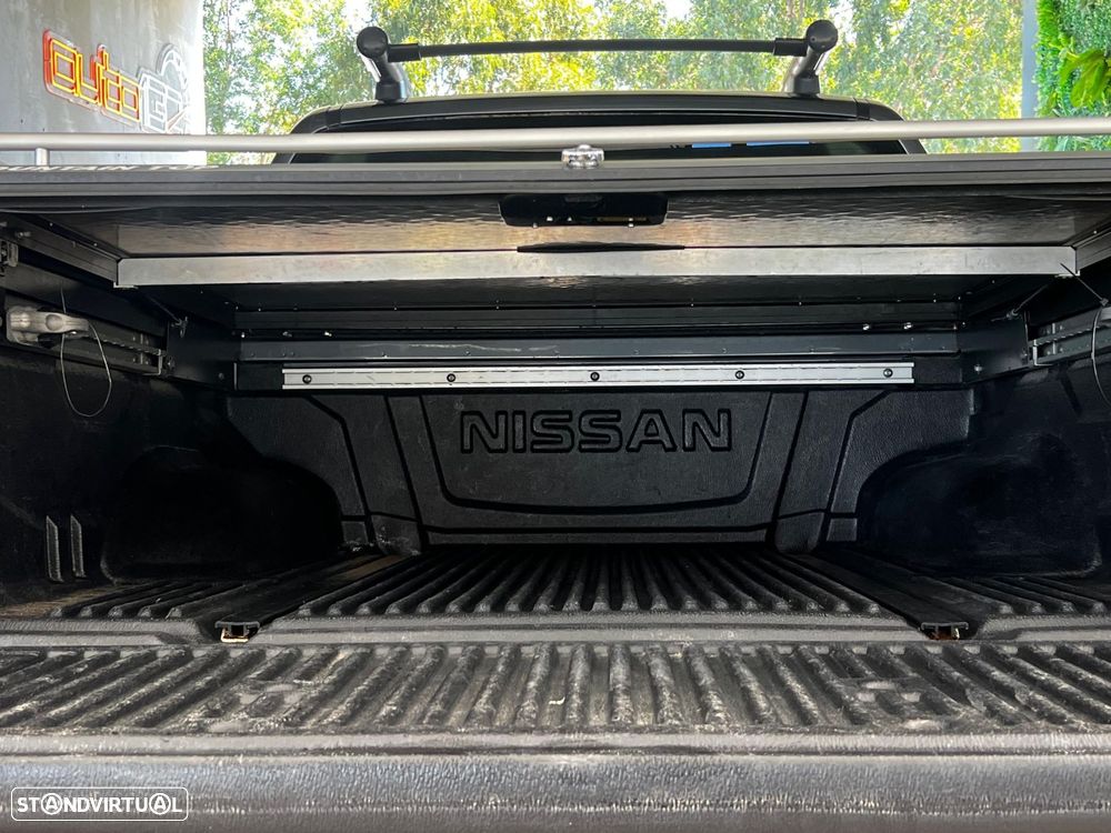 Nissan Navara 3.0 dCi V6 CD LE AT 4WD - 47