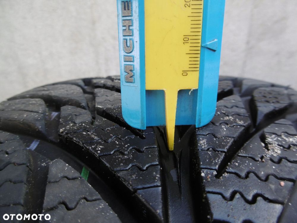 skoda yeti 5l0 7.0jx17h2 et45 5x112 - felga - 8