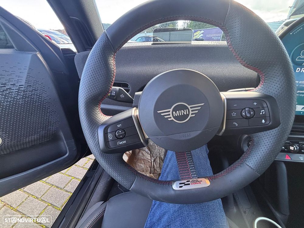 MINI 3 Portas Cooper SE JCW - 6