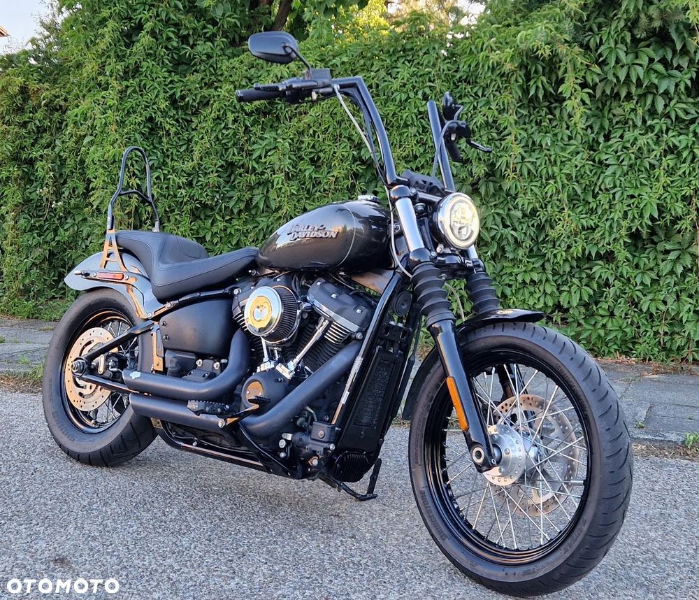 Harley-Davidson Dyna Street Bob - 9