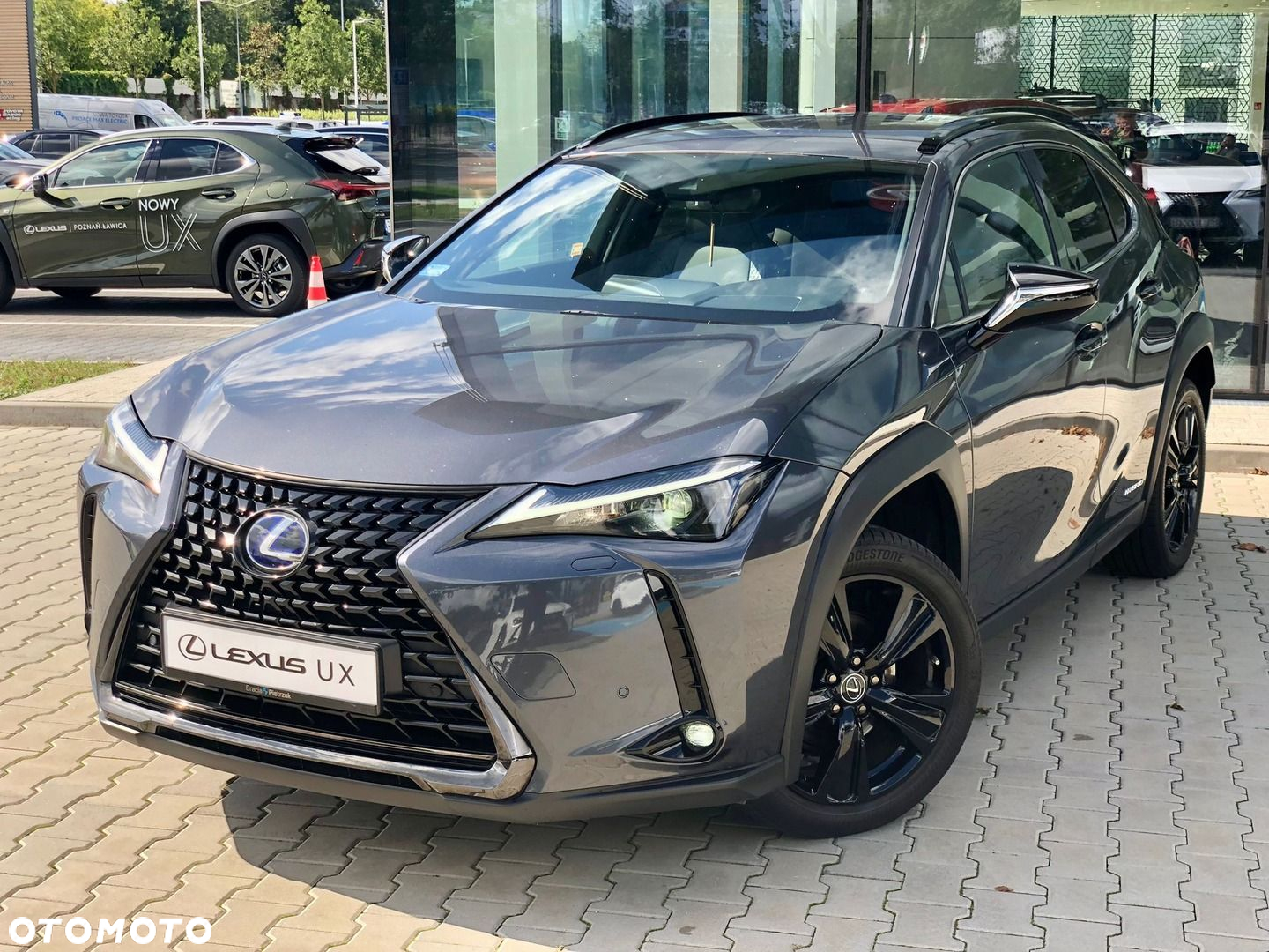 Lexus UX 250h GPF F Impression 2WD - 9
