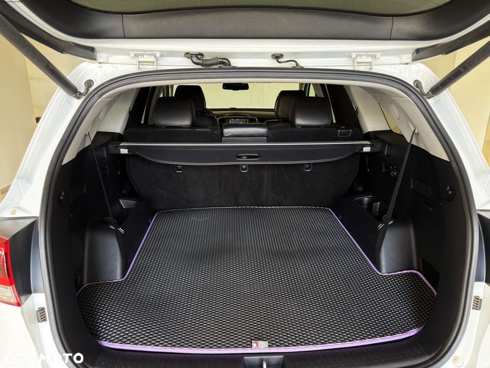Kia Sorento - 27