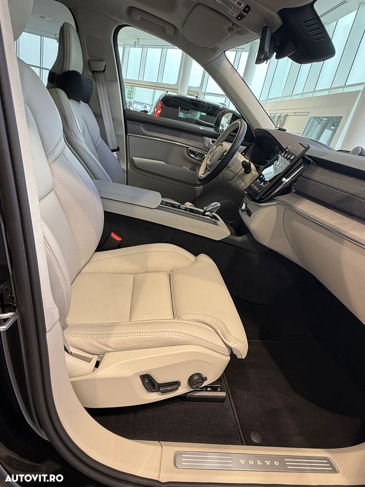 Volvo XC 90 T8 AWD PHEV Ultra Bright - 33