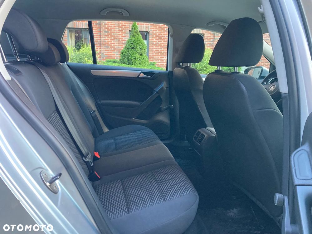 Volkswagen Golf 1.6 TDI DPF Trendline - 9