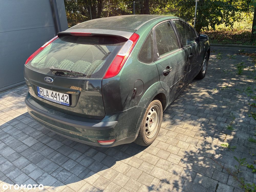 Ford Focus 1.6 Ghia - 4