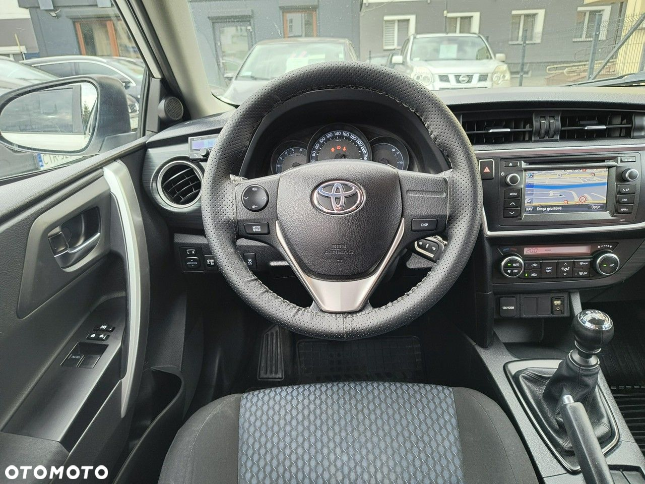Toyota Auris 1.4 D-4D Comfort - 22