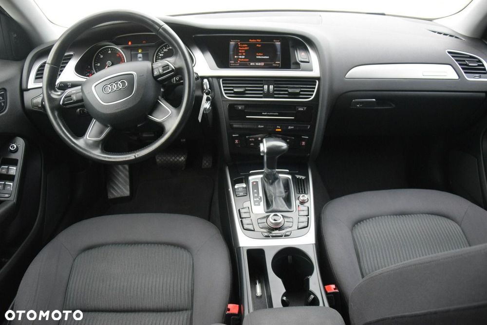 Audi A4 Avant 2.0 TDI Quattro S tronic - 29