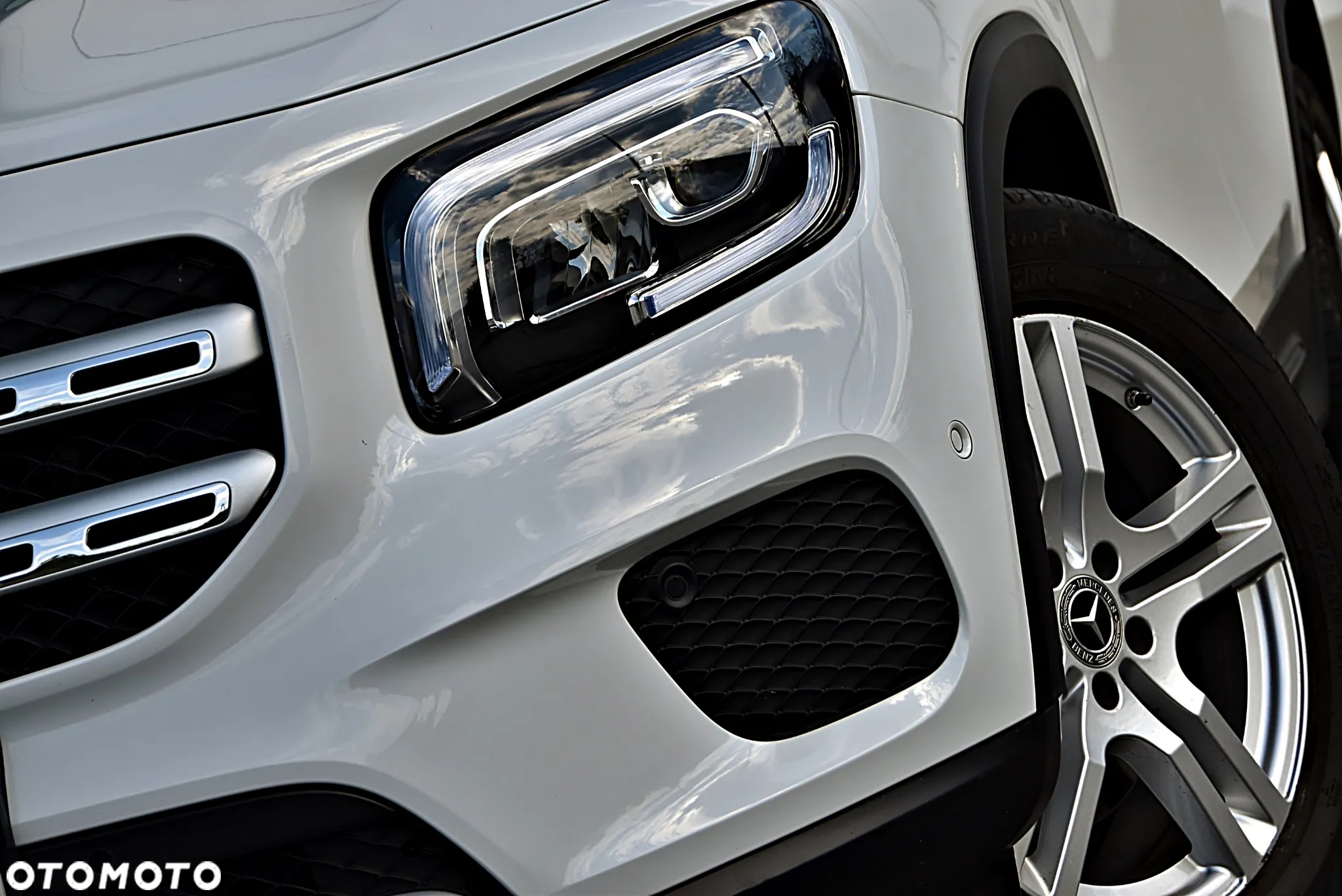 Mercedes-Benz GLB 200 7G-DCT - 8