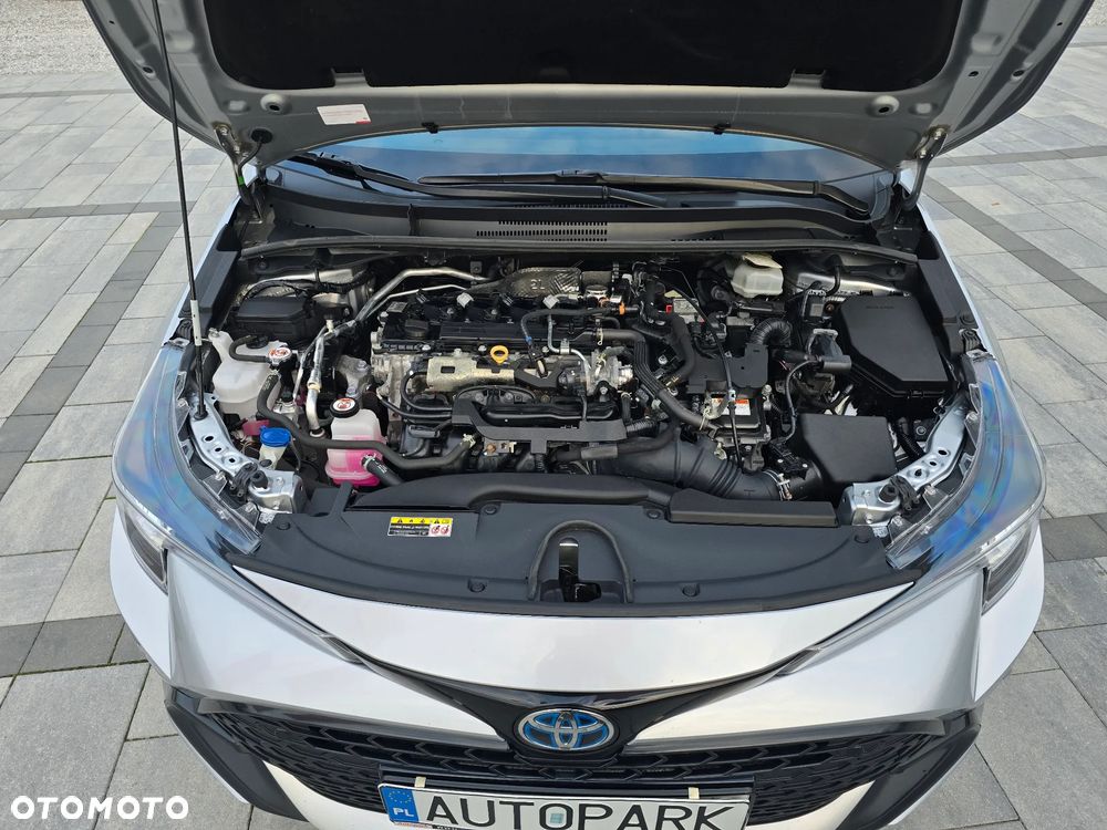 Toyota Corolla 2.0 Hybrid Comfort - 32