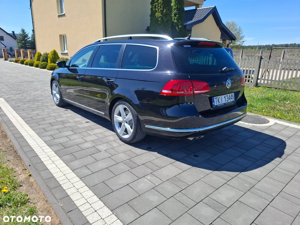 Volkswagen Passat - 4